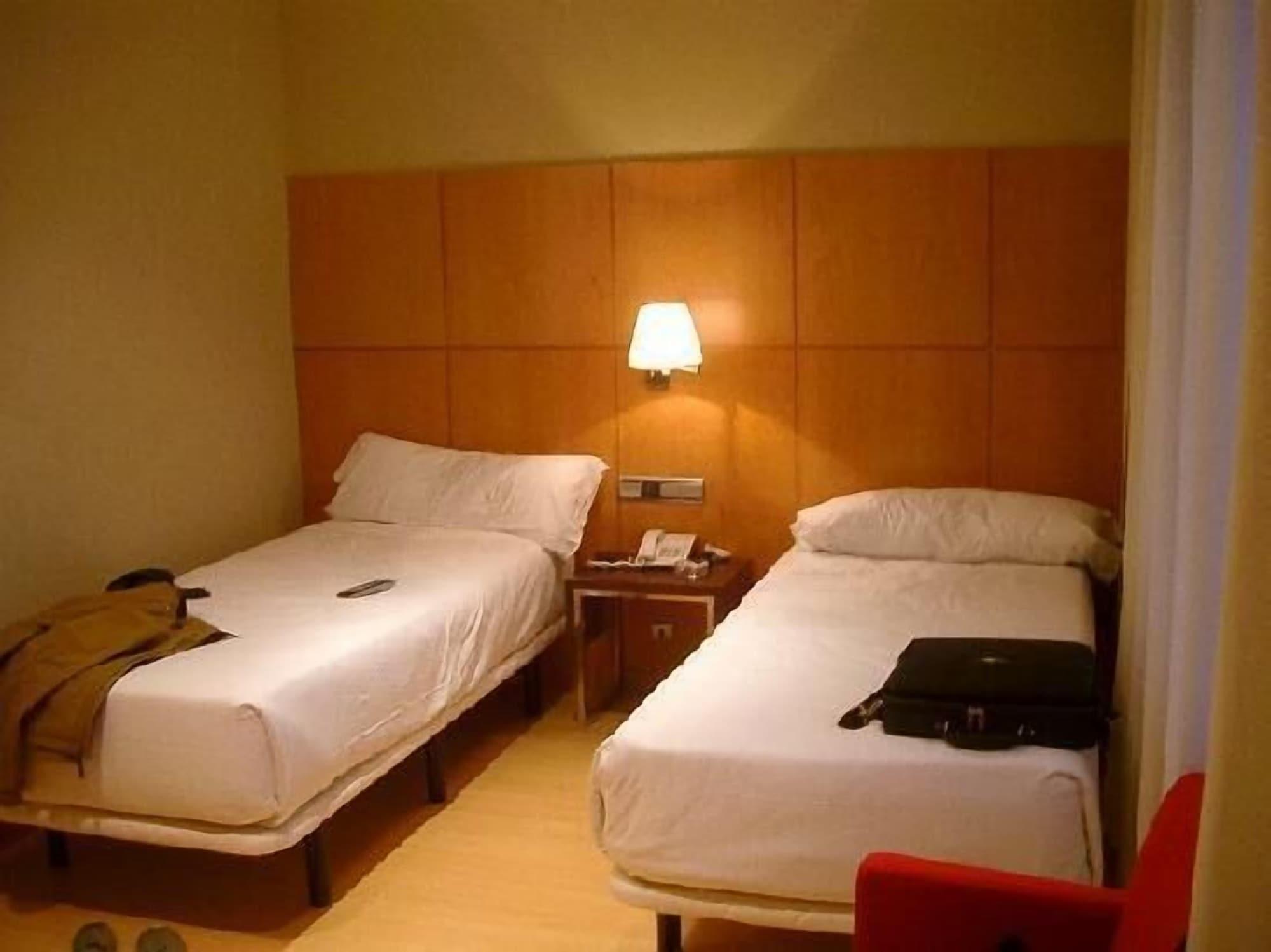 Hotel Feria Valladolid Zewnętrze zdjęcie